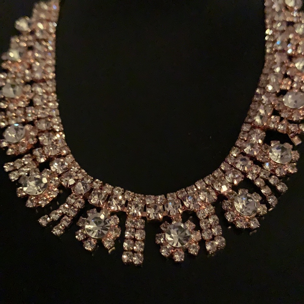 Necklace - Picture 2 of 4